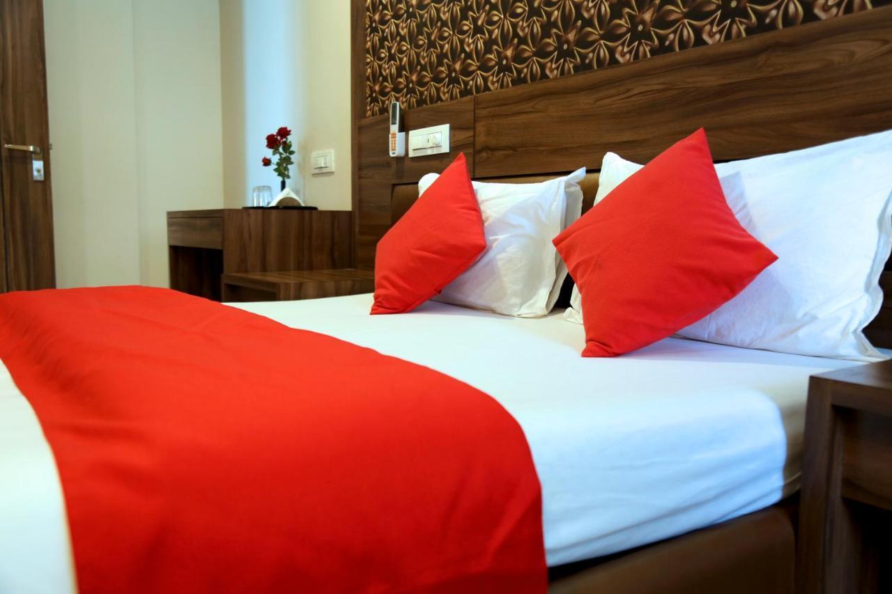 Hotel Sea Shore นาวีมุมไบ ภายนอก รูปภาพ